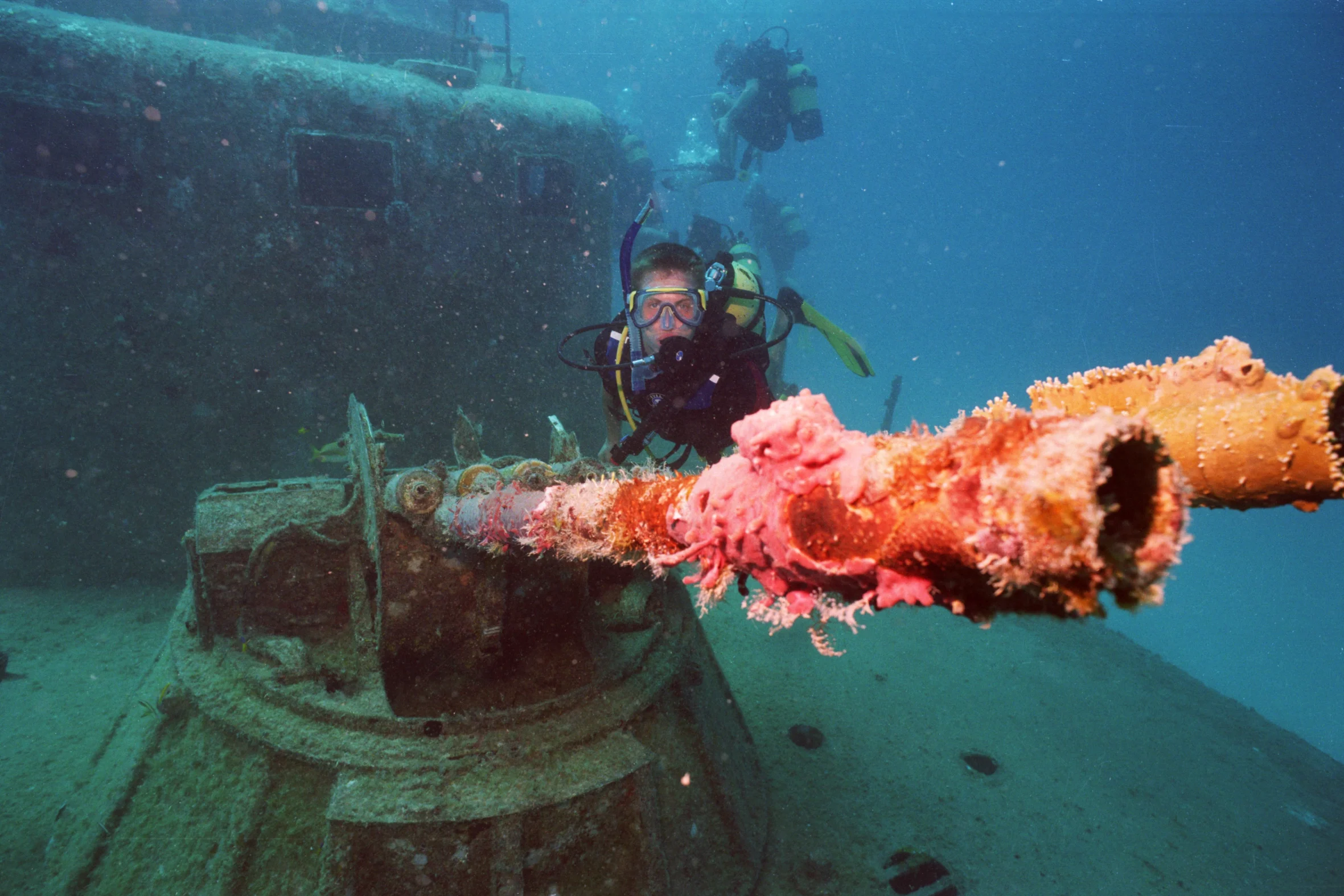 Advanced diver exploring BP-383 artificial ship wreck in Varadero, CubaPatrol Boat